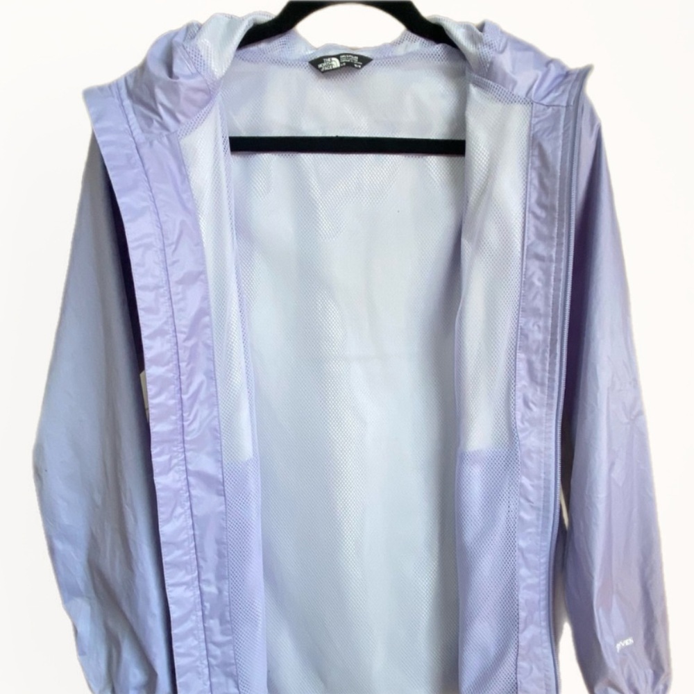 The North Face Lavender Lightweight Jacket - Picture 6 of 10